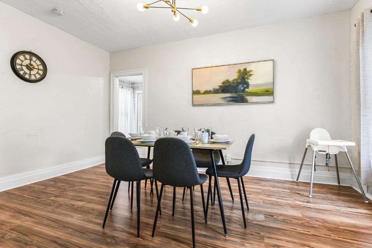 Contemporary Urban Home Niagara Falls Ngoại thất bức ảnh